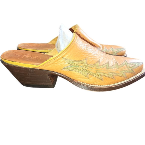 **SOLD*** - Picture 4 of 8